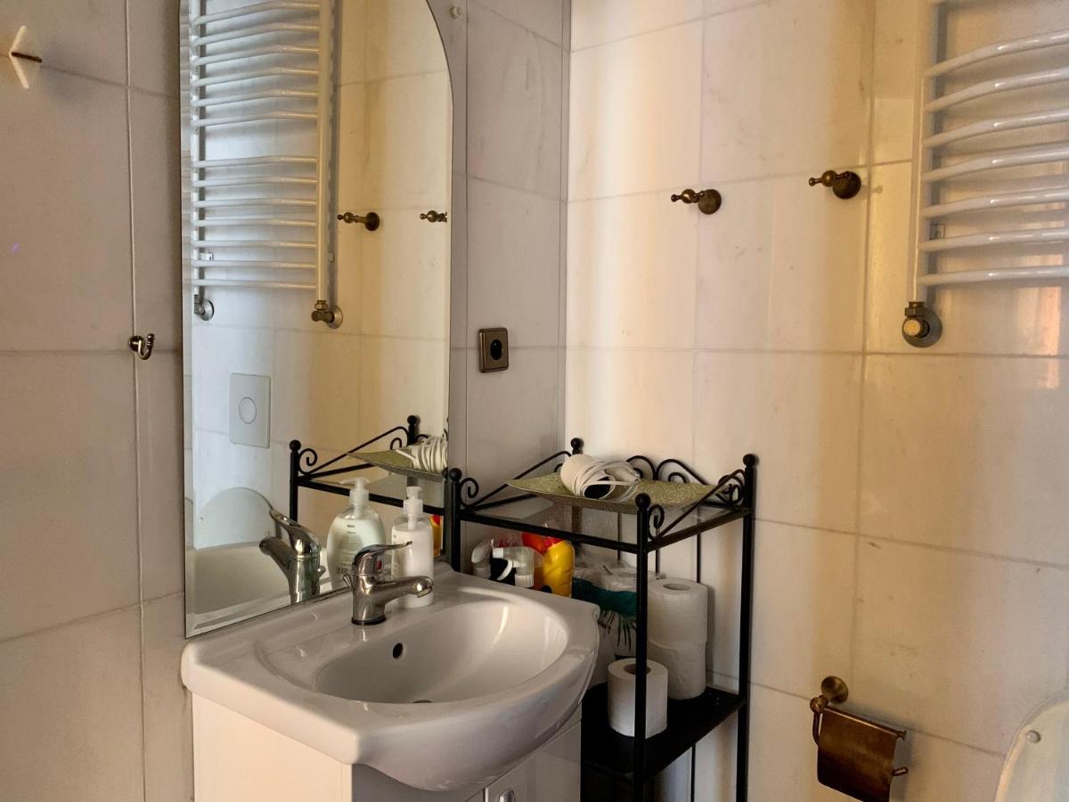 Beautiful And Charming Apartment In The Heart Of The Old Town Varşova Dış mekan fotoğraf